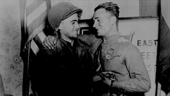 An American and Soviet Soldier